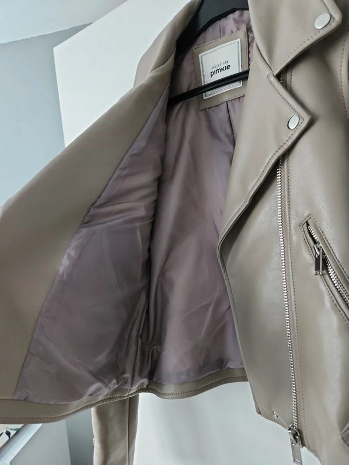 Veste simili cuir grise - photo numéro 2