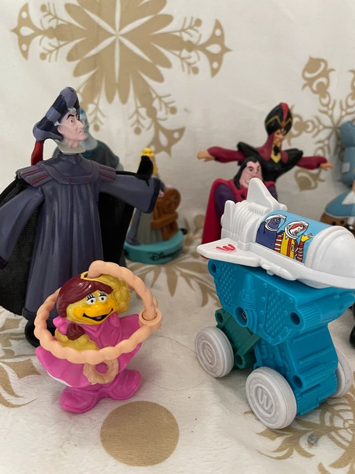 Lot de 11 figurines mc do Disney et autres - photo numéro 2