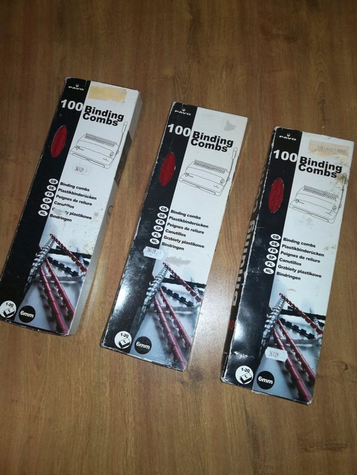 Lot de 300 peignes reliures à spirales Format A4 6 mm coloris rouge