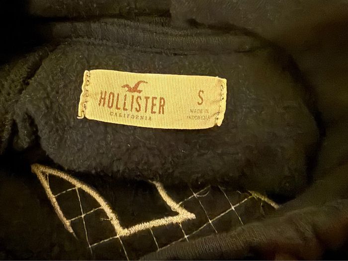 Sweat à capuche Hollister bleu marine – Taille petit S - photo numéro 4