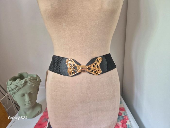 Ceinture vintage chic en croûte de cuir