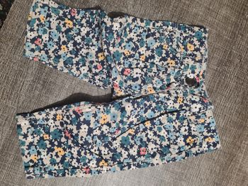 Pantalon à fleurs