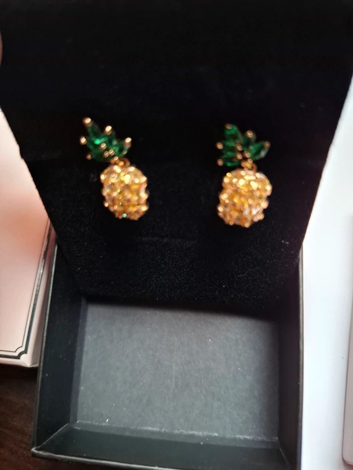 Jolie boucle d oreille - photo numéro 2