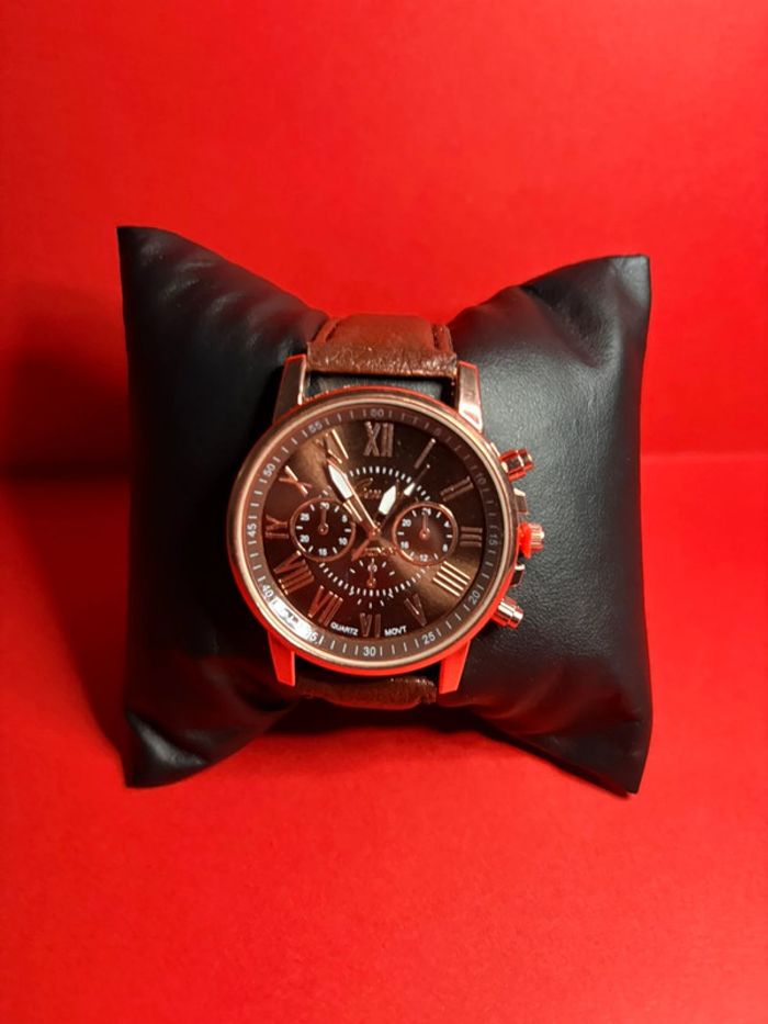 Montre "Geneva" Quartz cuir couleur marron pour Femme élégante, bracelet personnalisable