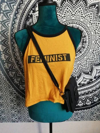 Débardeur jaune moutarde fines bretelles feminist / jennyfer / (M)