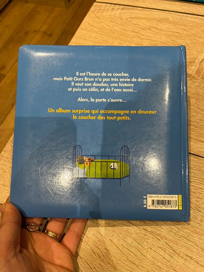 2 livres Petit ours brun dont 1 offert - photo numéro 4