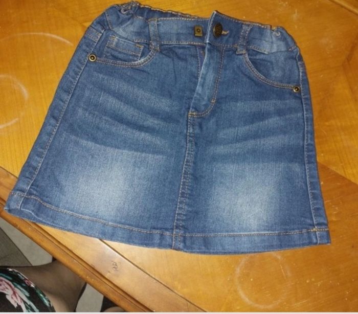 Lot de vêtements 8ans - photo numéro 4