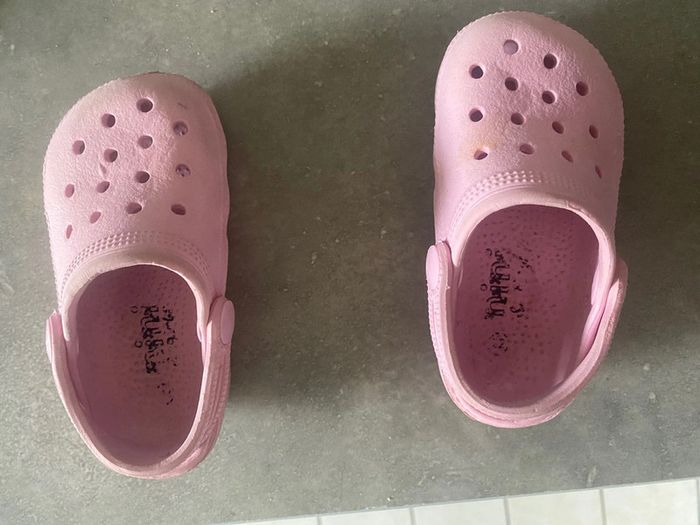 Crocs fille taille 22