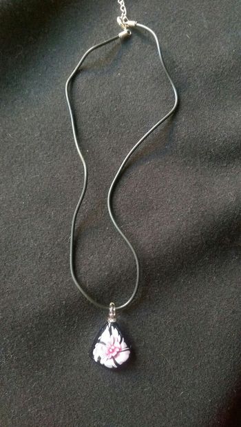 Collier avec pendentif artisanal