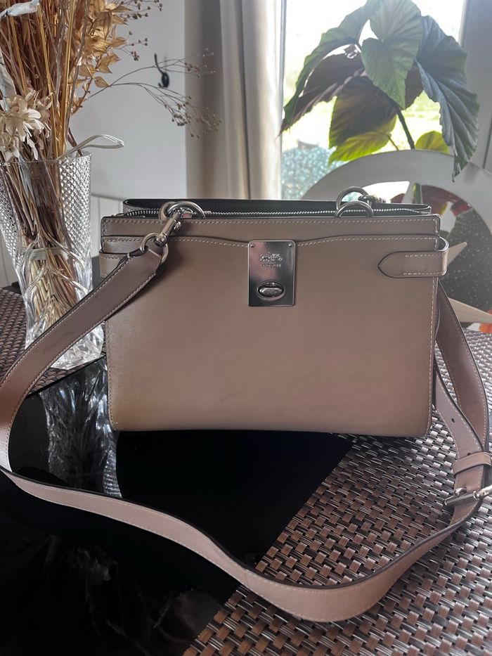 Sac coach cuir véritable en très bon état 👜 - photo numéro 4