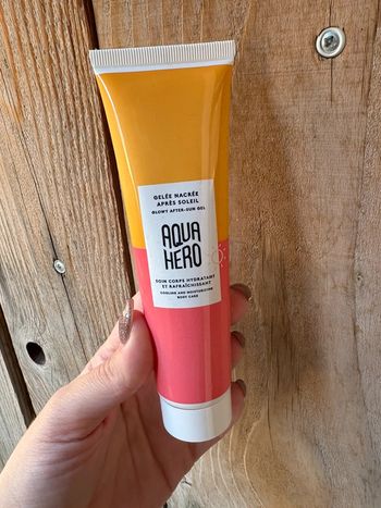 Gelée nacrée après soleil Aquahero 100ML