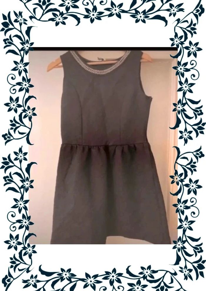 Robe très bon état Naf Naf 40 - photo numéro 2