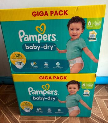 216 couches Pampers baby dry taille 6