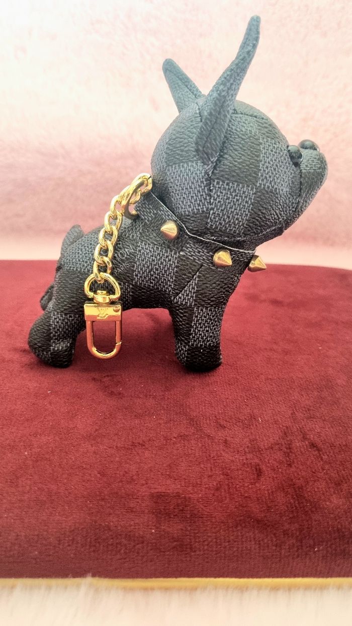 Porte clé LV - photo numéro 3