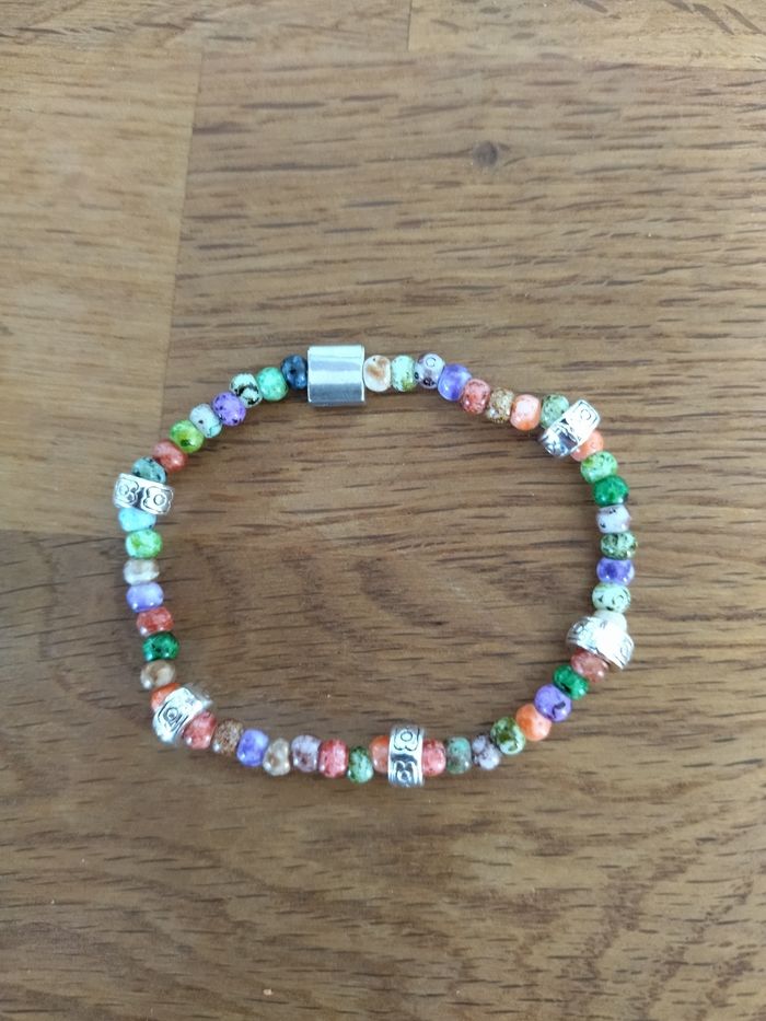 Bracelet perles - photo numéro 2