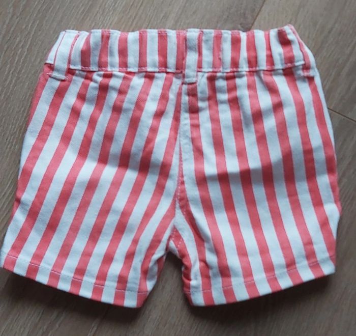 Short rayé - photo numéro 2