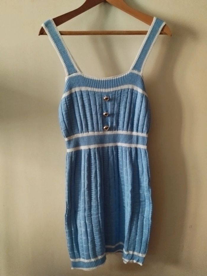 Robe moulante style tricot taille 38. Neuve - photo numéro 2