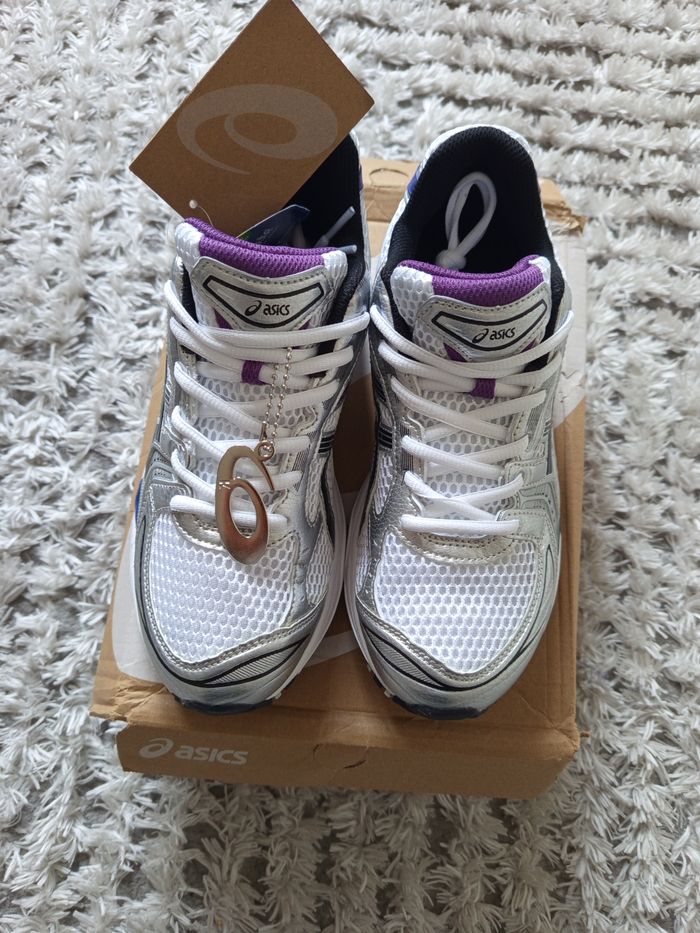 ASICS Gel-Kayano 14 – rose– blanche Taille 40 – Neuves avec boîte - photo numéro 4