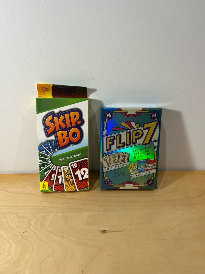 Lot Flip 7 + UNO Skip Bo – neufs - photo numéro 3