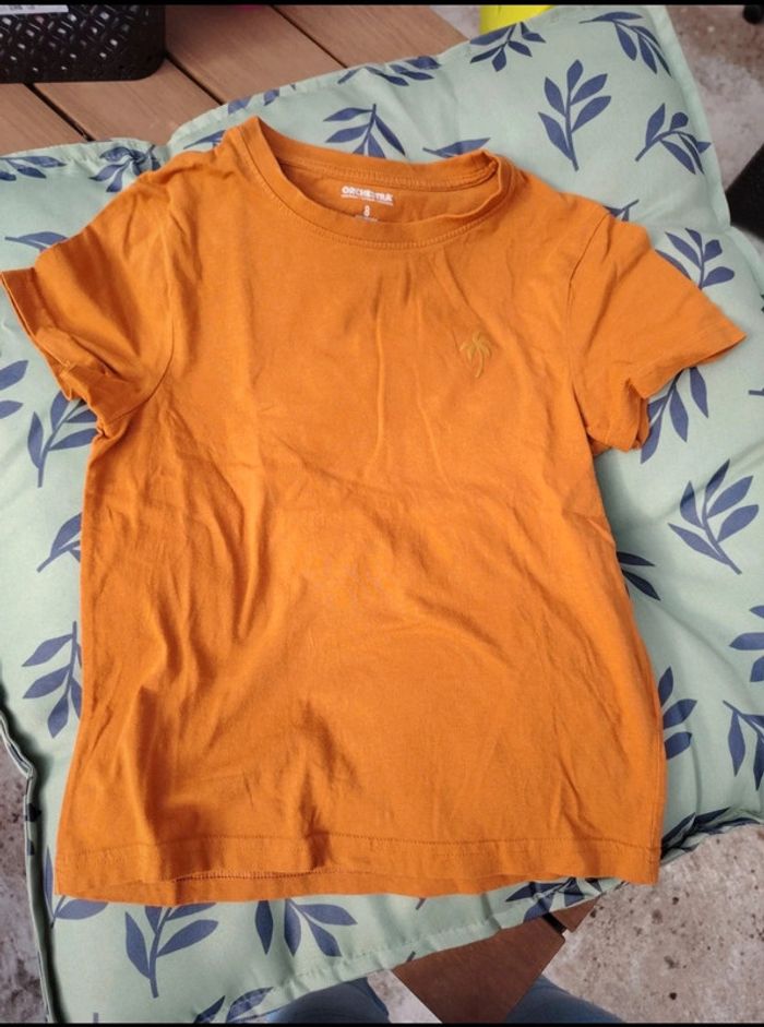 T shirt orange