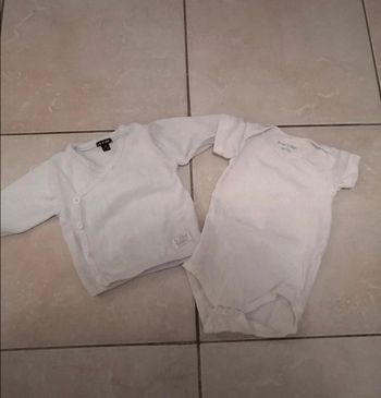 Brassière et Bodie 1 mois