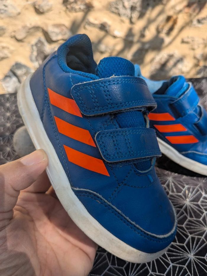 Baskets Adidas garçon – Pointure 26 - photo numéro 2