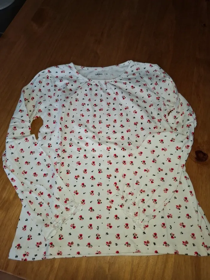 T-shirt manches longues neuf 10 ans Gémo