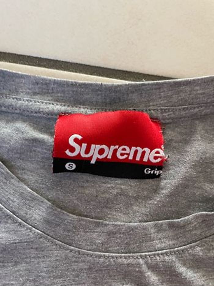 T-shirt supreme - photo numéro 4