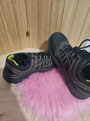 Chaussure basket de sécurité taille 43, le maître
