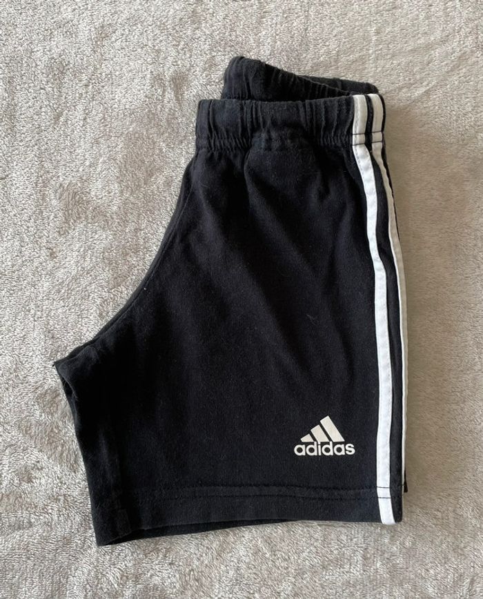 #Short Adidas 🍀 - photo numéro 5
