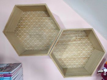 Lot 2 étagères hexagonales blanches