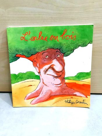 🌺 Livre (école des loisirs) : l'arbre en bois