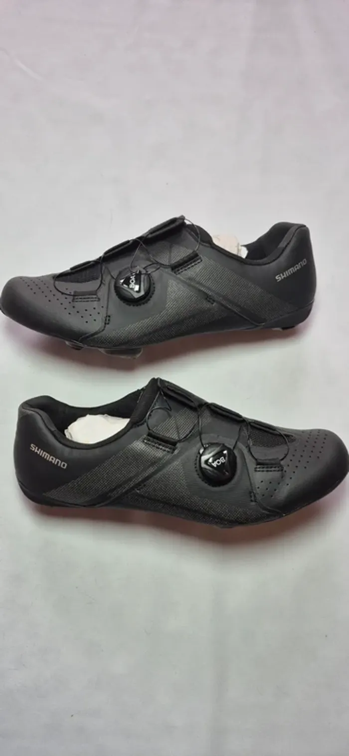 Chaussures Shimano 42