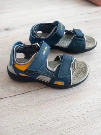 Sandales Geox pointure 28