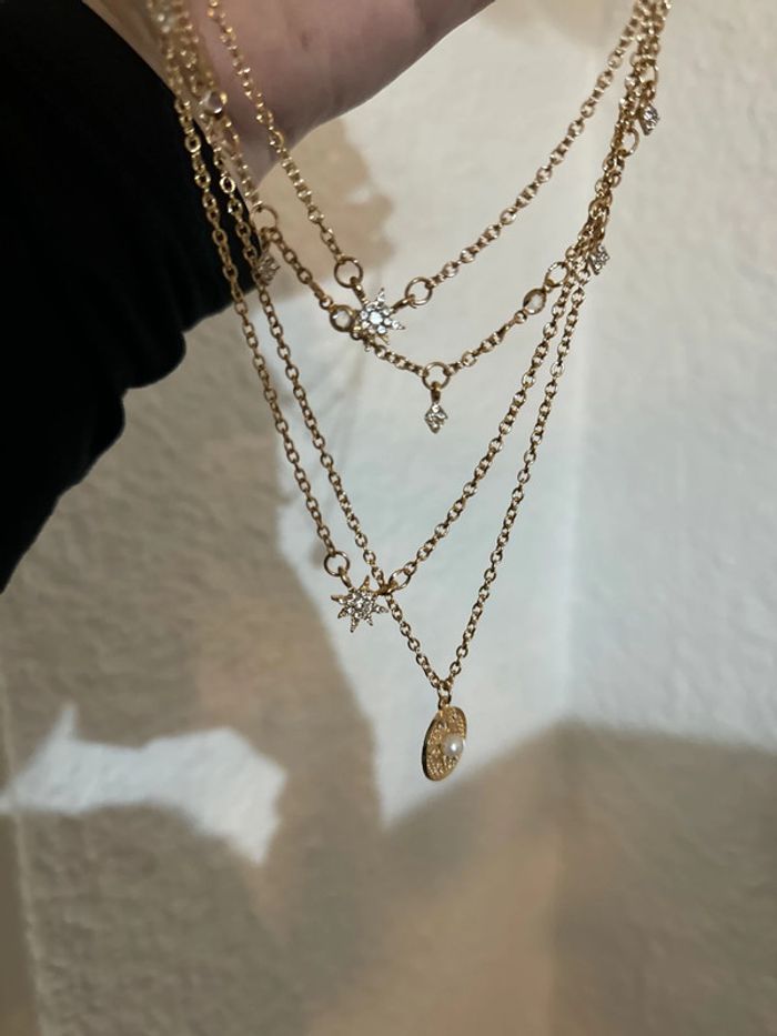 Collier dore a 4 rangs double etoile strass - photo numéro 2