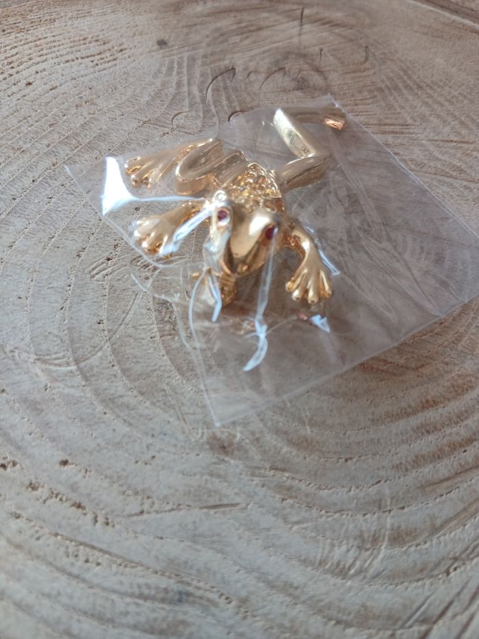 Broche grenouille doré - photo numéro 4