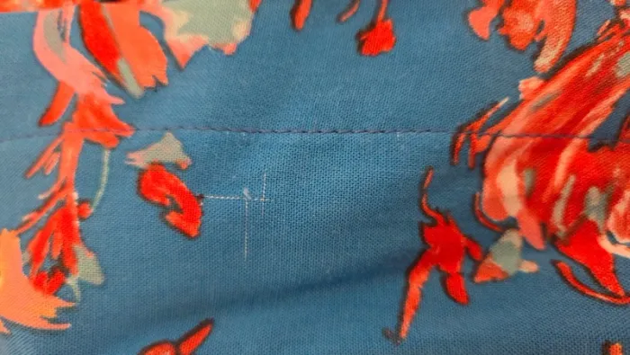 Robe longue portefeuille bleue fleurie à volants – Inspiration Studio (Taille M) - photo numéro 4
