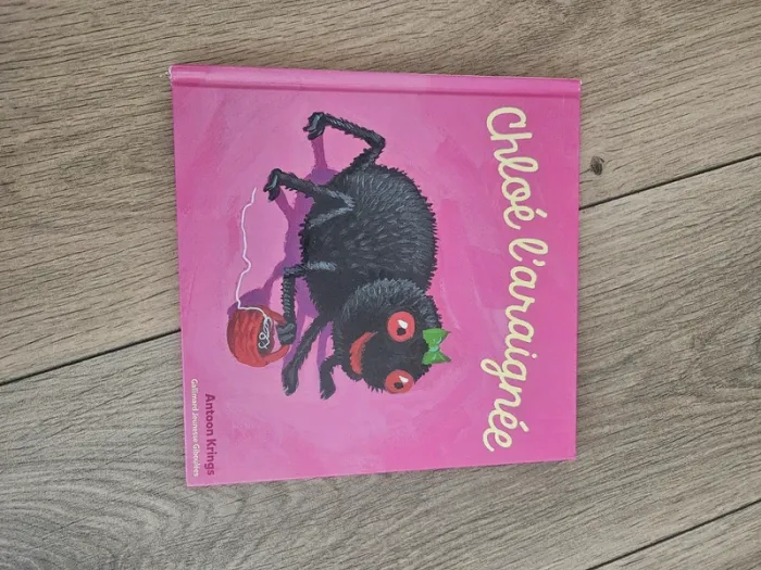 Livre chloé l'araignée.