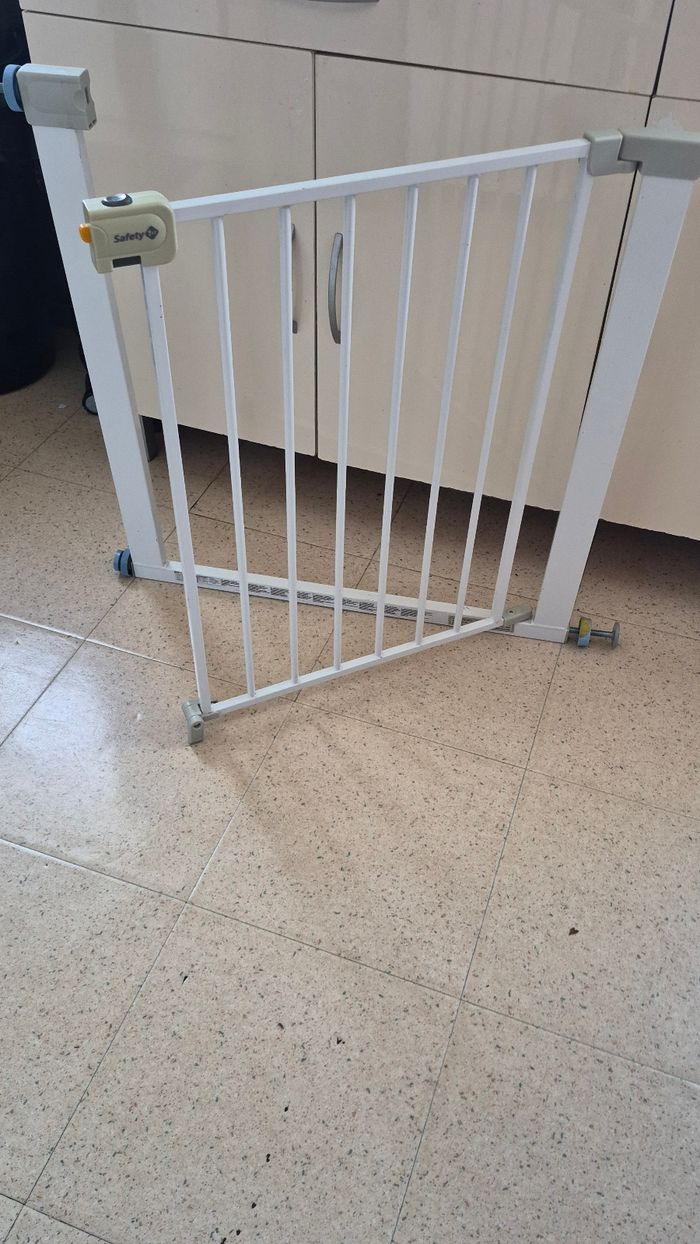 Barrière de sécurité enfant Safety 1st – - photo numéro 1
