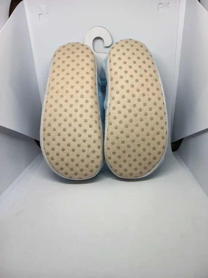 Chaussons Hiver Enfant - Disney 100 Ans - Taille 30/31 - photo numéro 2