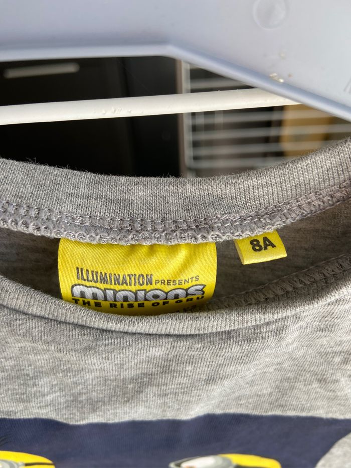 Tee shirt minions 8 ans - photo numéro 2