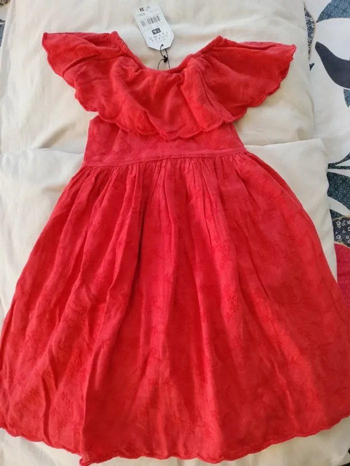 Robe en lin "Une excursion dans le Roussillon" 7 ans neuve étiquetée