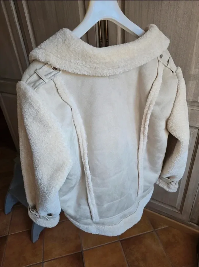 Manteau fouroure sherpa perfecto pimkie taille 42 XL - photo numéro 9