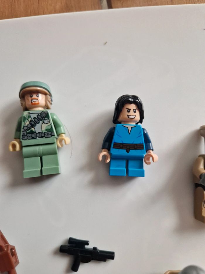 Minifigurine lego star wars set 75023 - photo numéro 9