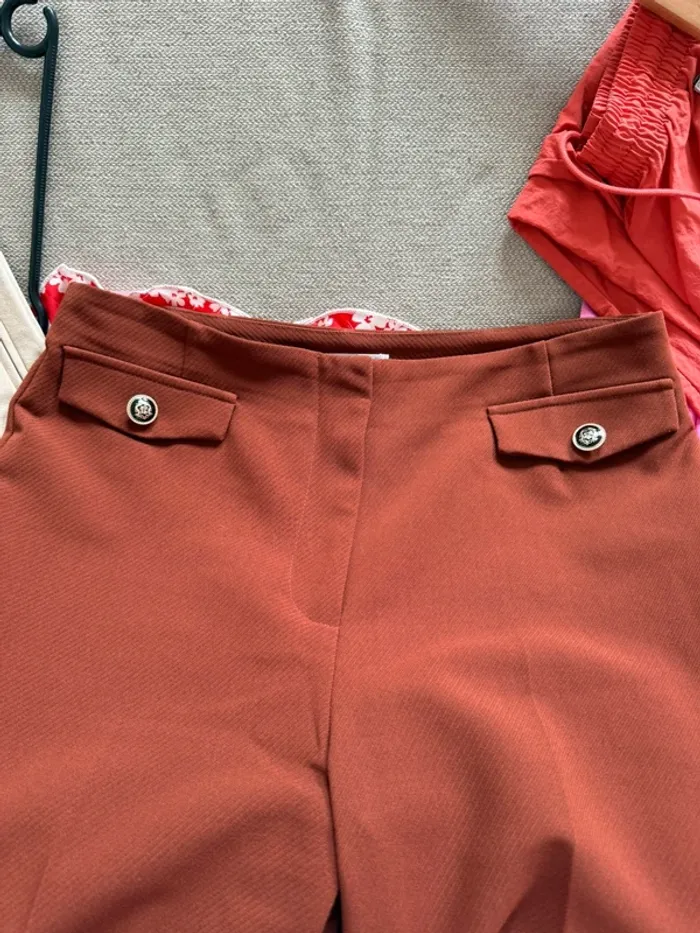 Magnifique pantalon classe 40/L - photo numéro 3