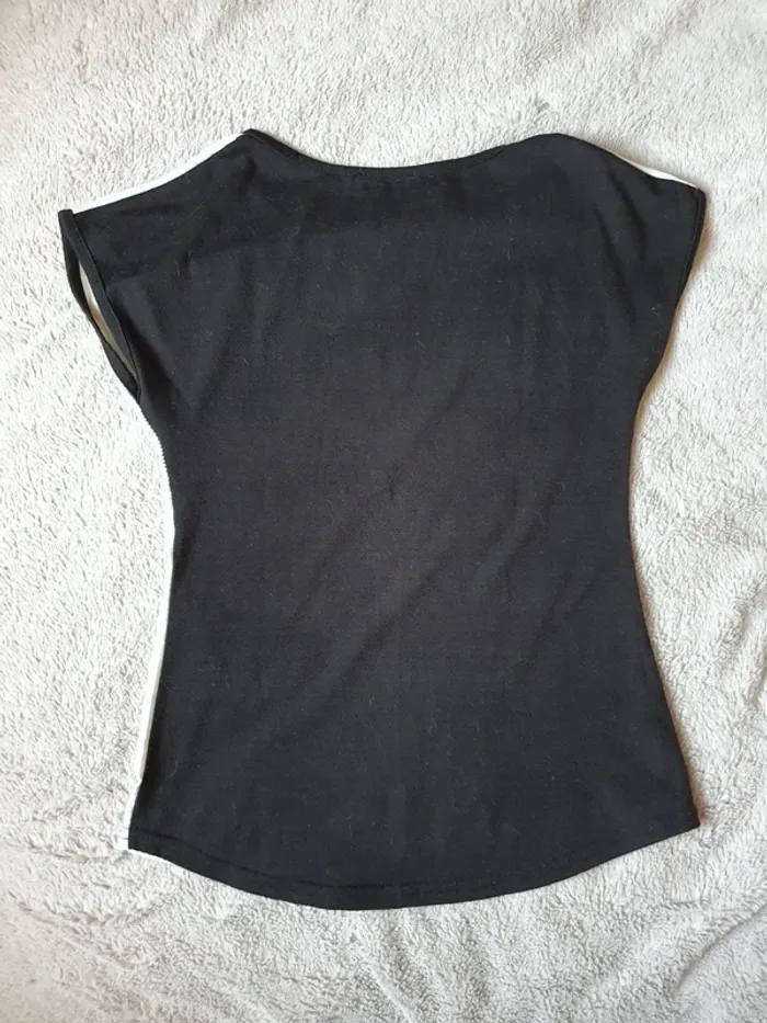 T-shirt Los Angeles taille 12 ans - photo numéro 2