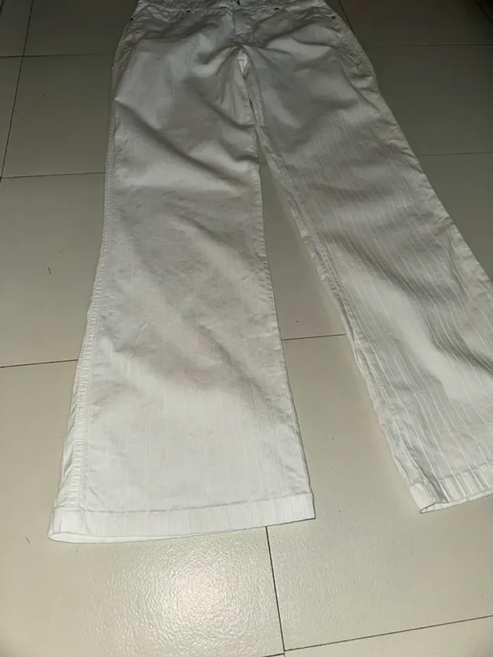 Magnifique pantalon droit blanc Aqua Jeans Neuf T40 - photo numéro 2