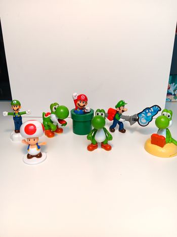 Lot figurines vintage Super mario
Taille 10,5cm pour la plus grande