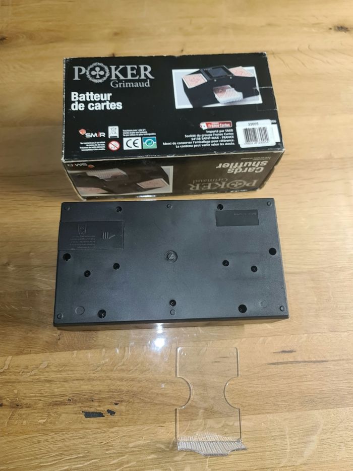 Neuf Batteur de cartes des éditions Grimaud, - photo numéro 3