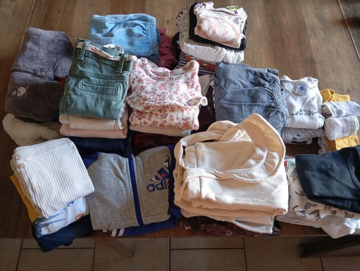 Lot vêtements fille 18 mois
